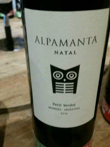nobefri's tweet photo. Me sorprendió en el #francverdot. ..no lo conocía. ...y…. Wine en @alpamanta a través de @Vivino: https://t.co/GE6YU1UqFn https://t.co/pTla845NfQ