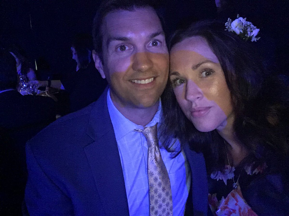 annanimity1012's tweet image. Kicking off the night #wecaregala @AlexNimigon #proudemployee