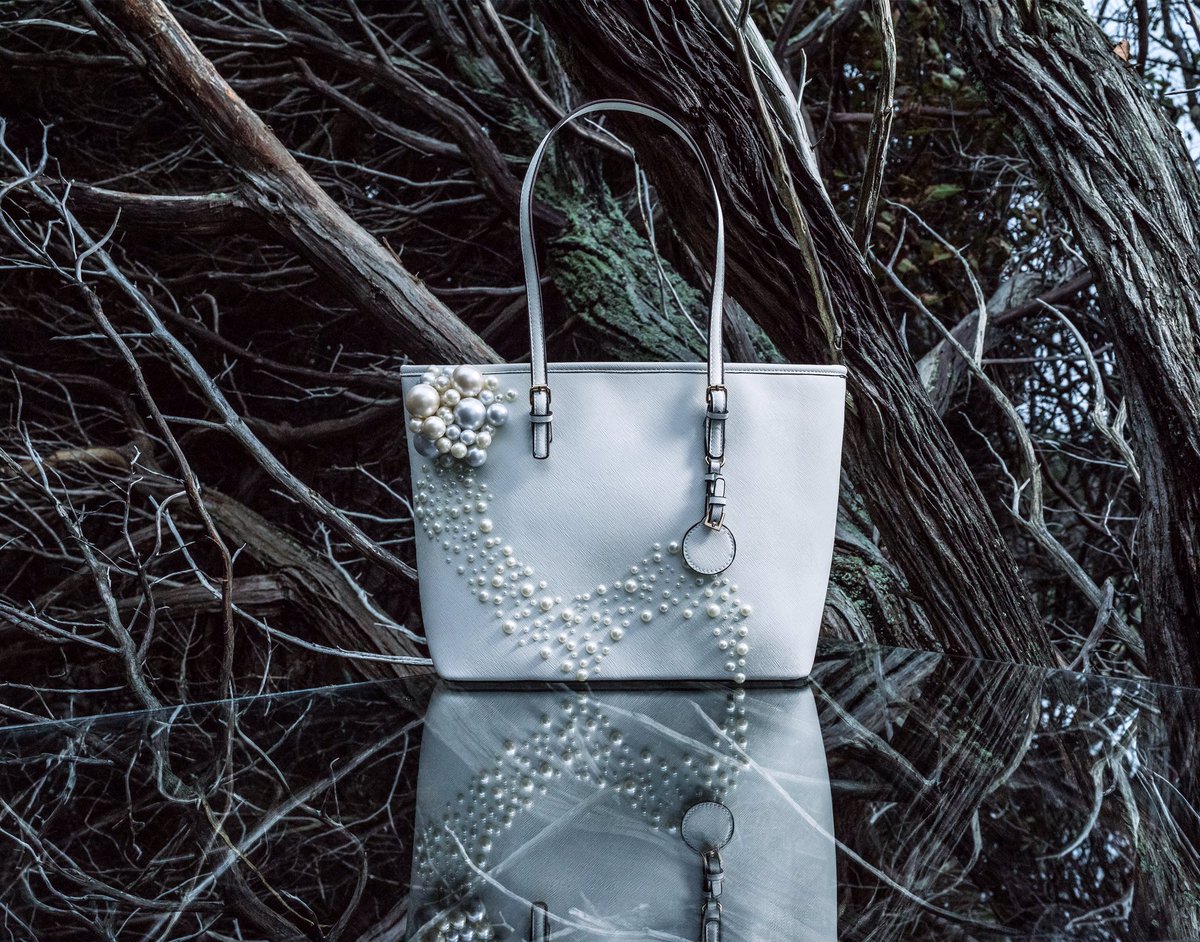 Another photo from Adam Savitch's #beachbag #outdoorstilllife series #photooftheday #randycolereps #lifestyle #unique #outdoor <a href="/adamsavitch/">Adam Savitch</a>