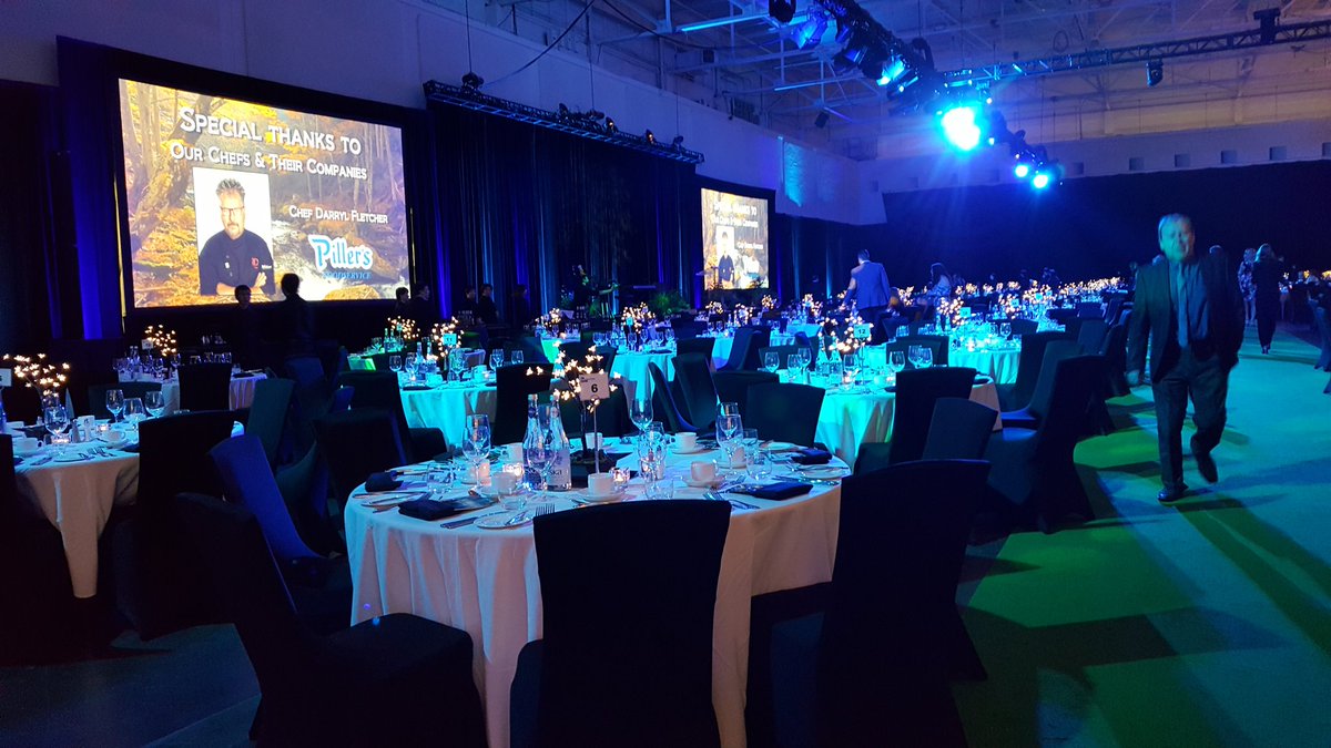 MostUniqueEvent's tweet image. At the #wecaregala This is absolutely beautiful and for an amazing foundation.  Enjoying their theme Enchanted Forest @friendsofwecare