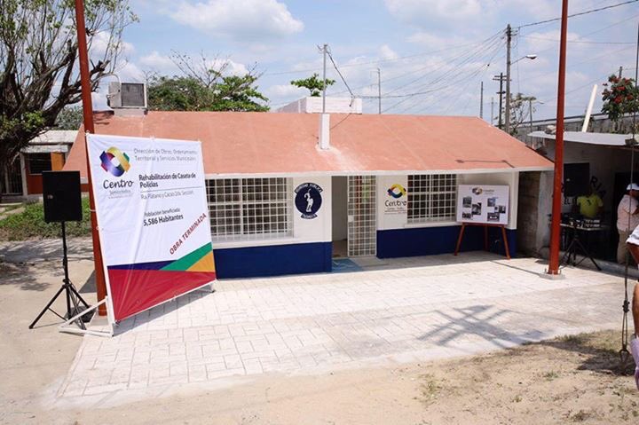 SSPCTabasco's tweet photo. Inaugura Comisionado de SSP #JCVG junto a @gerardogaudiano la caseta de policía remodelada en la Ra. Plátano y Cacao 2da. Sección, La Isla https://t.co/9nVtWPTkds
