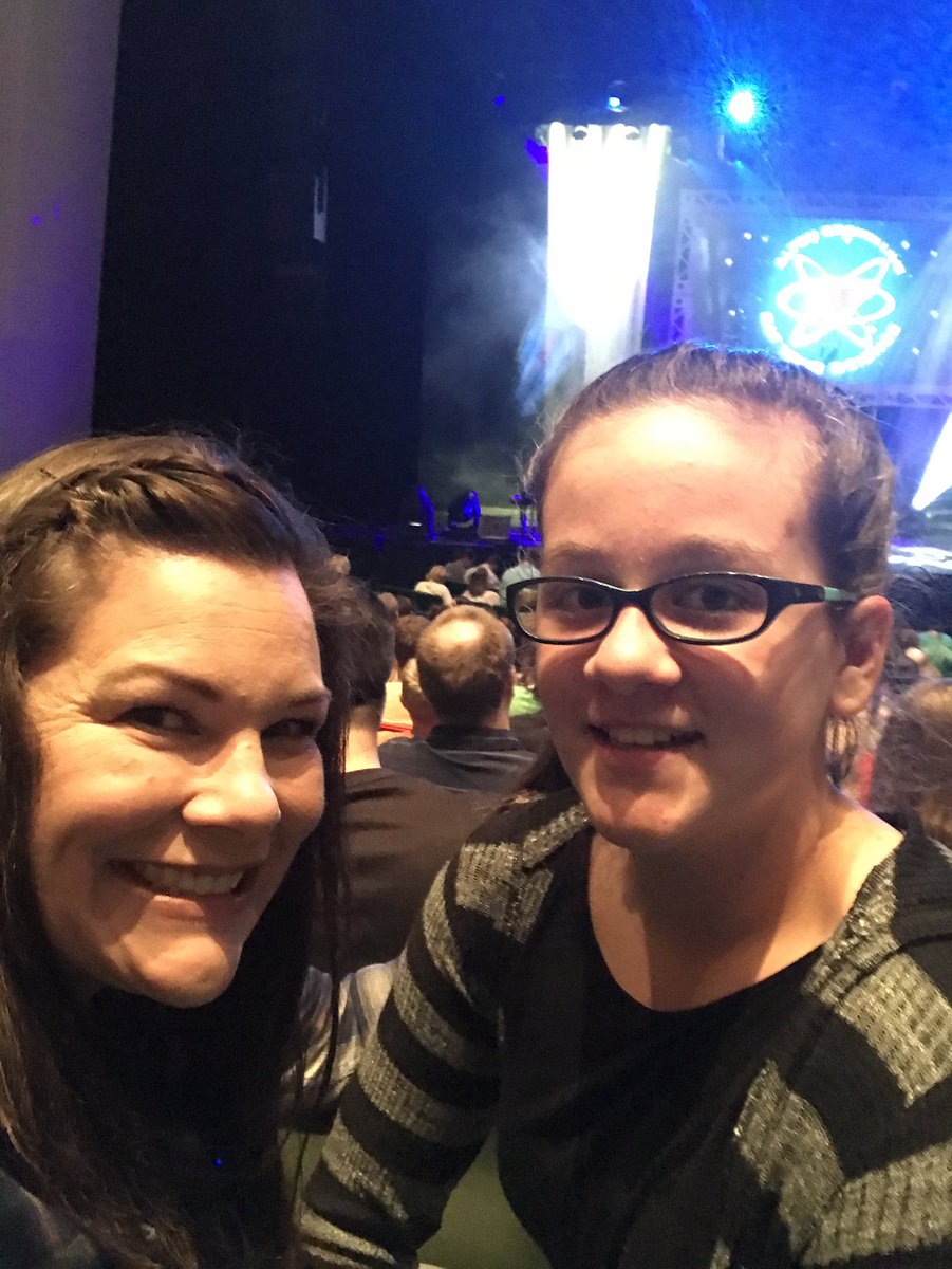brandi_b's tweet photo. @altonbrown what was your favorite episode of Good Eats? #AltonBrownLive https://t.co/s6UHQovHVP