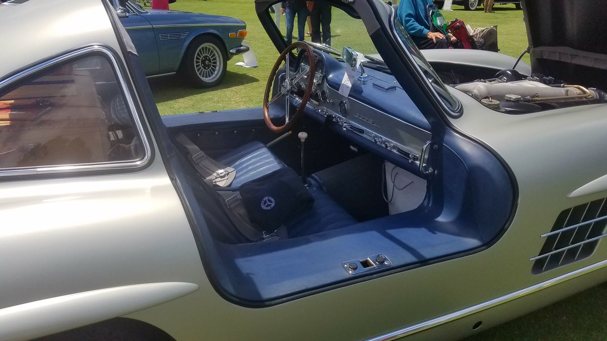 TheFerrariStore's tweet photo. 1955 @MercedesBenz 300sl Gull Wing @PinehurstCdE • #PinehurstConcours 2017 • that is beautiful German Art • The one and only #GullWing https://t.co/PAcO0Ccgbh