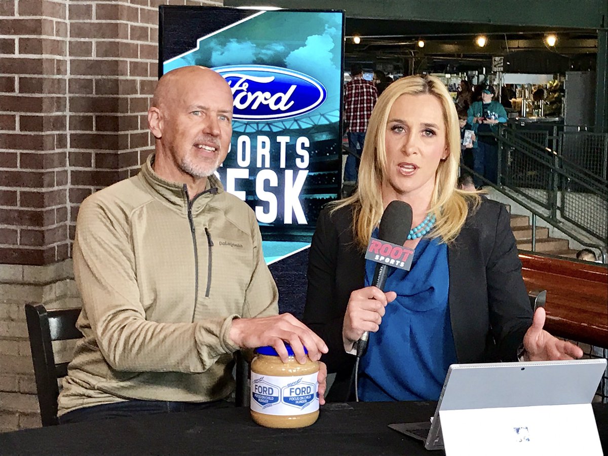 WriteRobynn's tweet photo. Take your peanut butter out to the ball game for @NWHarvest and help NW @Ford dealers and @fordfund_ feed kids all summer. #FordPBDrive https://t.co/WyRGqG4bGw