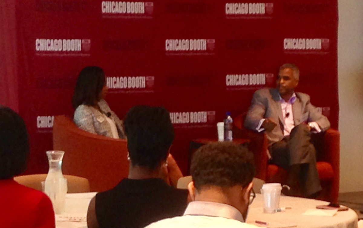 MarySueBarrett's tweet photo. Marty Nesbitt to @AmeerahPhillips at @ChicagoBooth #AAMBAA #DuSableConference: develop relationships based on shared values & authenticity https://t.co/tdHDAU1e56