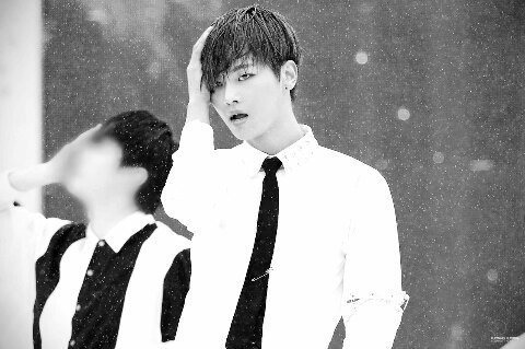 Jooheon_Min's tweet photo. Со скуки играюсь с фильтрами на фотках :)) #vixx #VixxN #Nnnnn #N #ChaHakyeon #Hakyeon https://t.co/9YxS3lA7rF