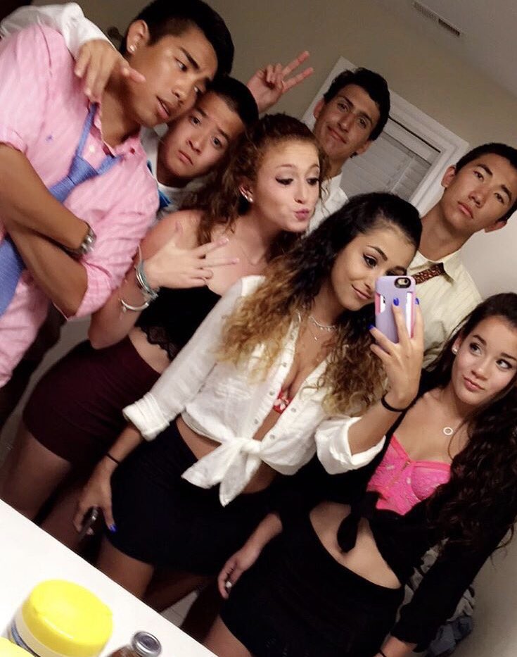enwilliams16's tweet photo. I know it's a day late but I had to give @a_dinh4 a bday s/o ily💕 you're the realist💥 #itsquick https://t.co/WAk6SwEvQ9