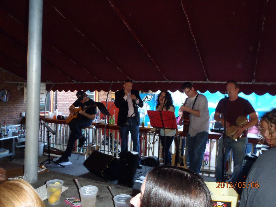 TheDellProject's tweet image. In 2013, had the honor &amp;amp; privilege 2 play for a favorite charity, the @IAFF22's "Widow's Fund", in honor of Cpt. Mike Goodwin (LODD).