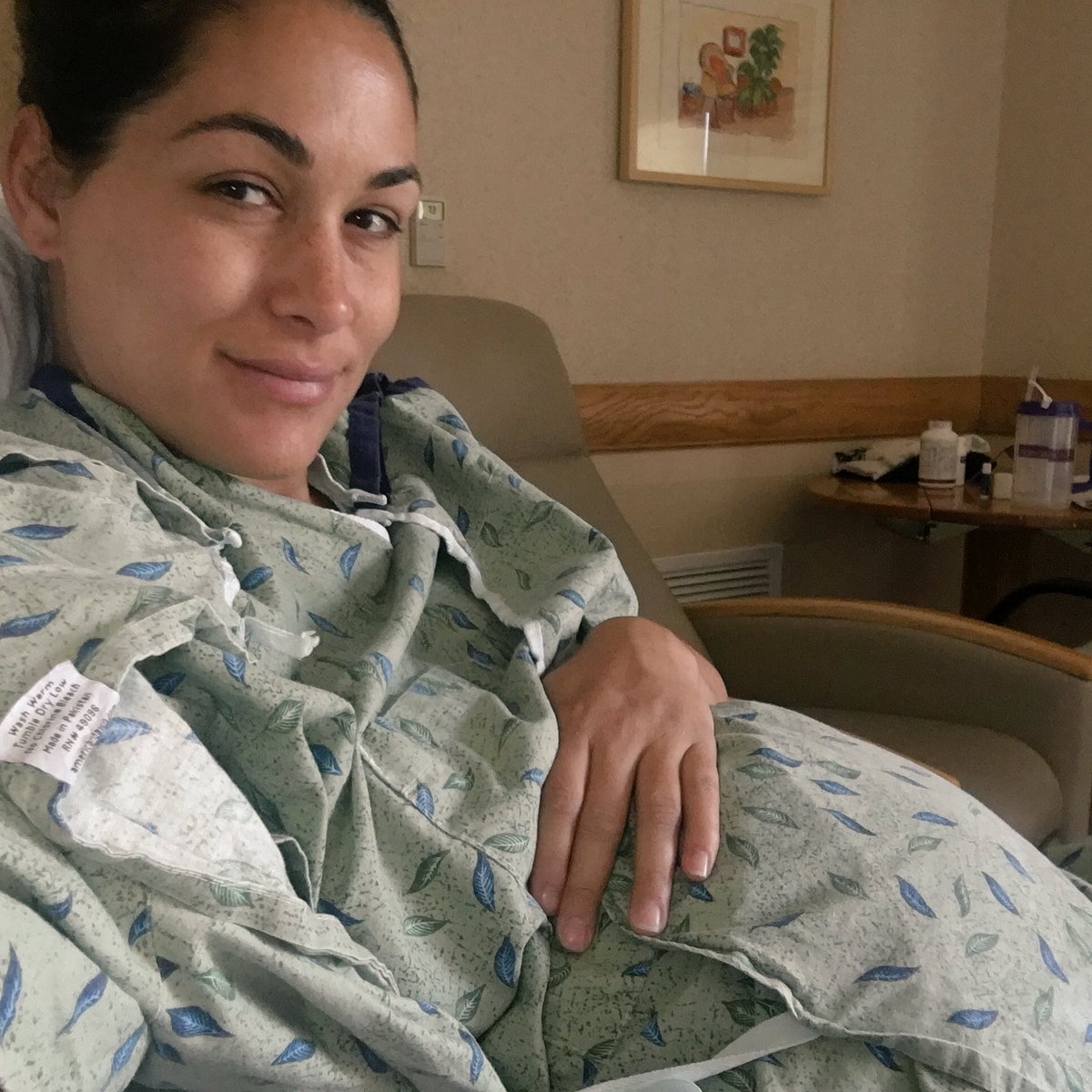 A little scare but everything is good now!!! ln.is/rNspW #6dayslate #40weekspregnant... by #WWE via <a href="/c0nvey/">Convey</a>