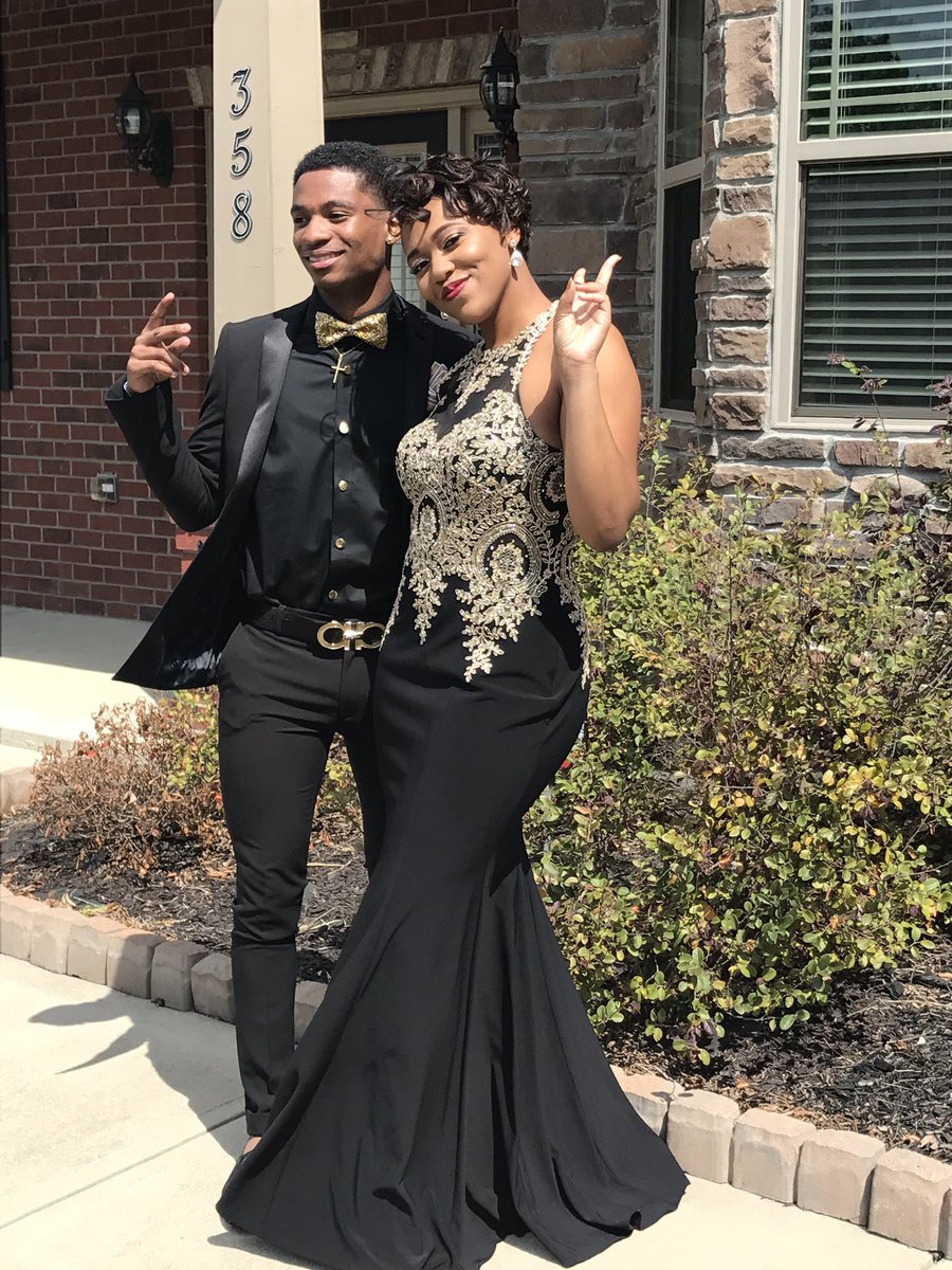 #BlythewoodProm2017 <a href="/BlythewoodHigh/">Blythewood High</a>