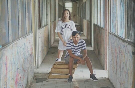 _PictureSalsha's tweet photo. Kain baju ka ade itu kain kaos kaki @salshaabilaa HAHA, jkd😅 https://t.co/0t6KMt5eYA