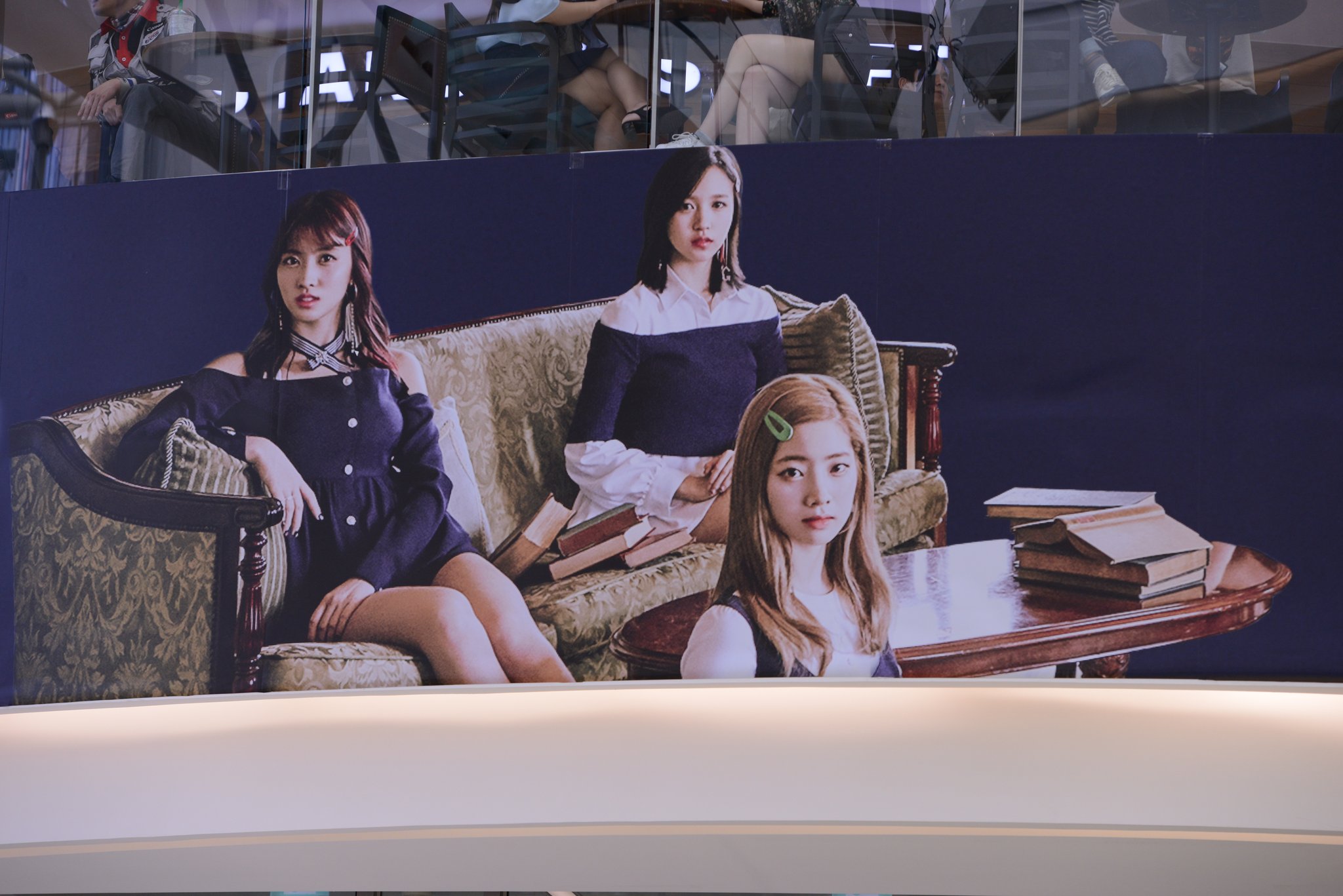 C_MM_fAU0AA619C.jpg:orig