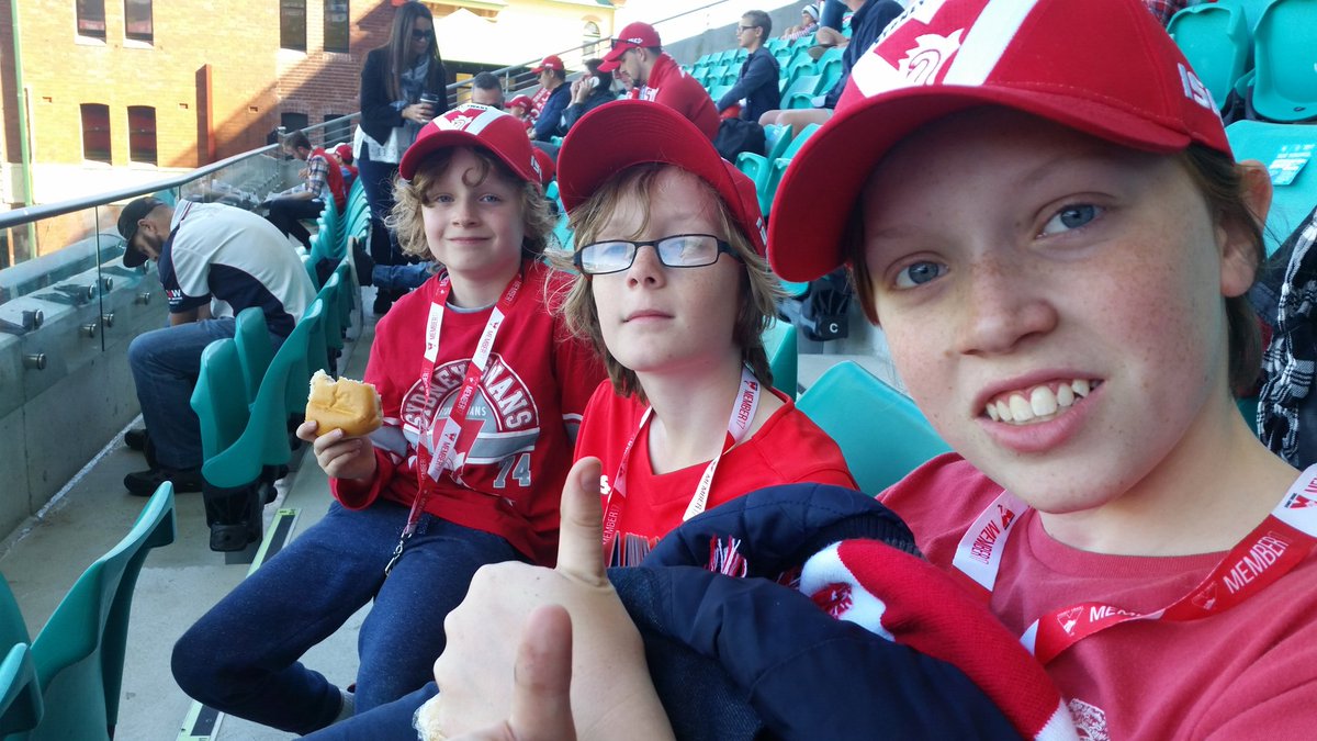 VividGreene's tweet photo. #goswans https://t.co/66ja9o5k2j