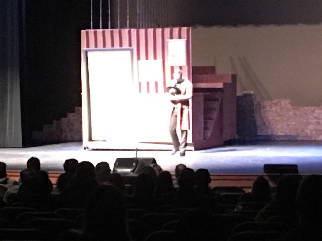 OsosAchievement's tweet photo. Shakesphere in the Wild Wild West! @CaptGrizzly @Academic_Farraj  @wecanachieve Mr. Shorts is a creative genius! https://t.co/uNeYFAqhz4