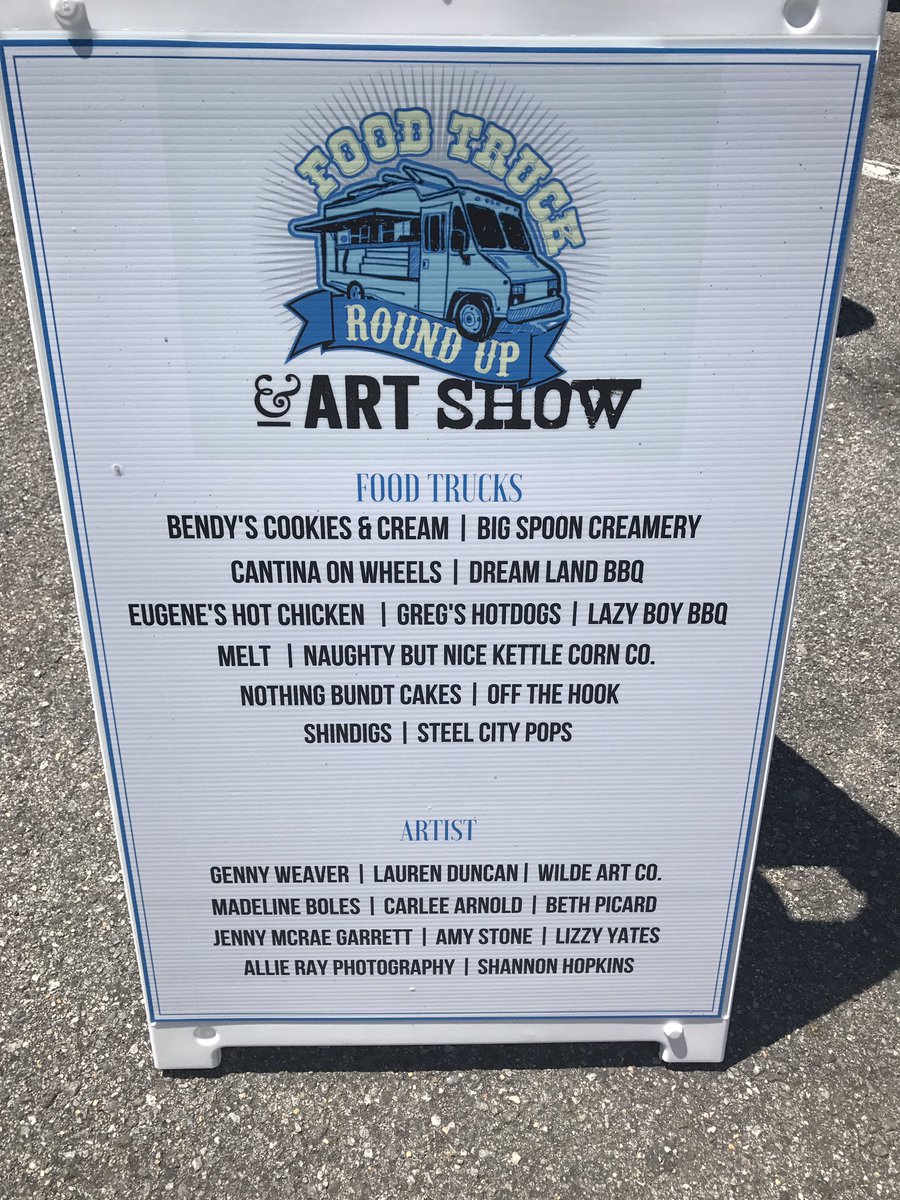 steelyjdaniel's tweet photo. So proud of Jenny!  She participated in the Foodtruck Roundup Art Show at the Sunmitt. She's a talented artist and had a great show today https://t.co/FlBtxGdLkd