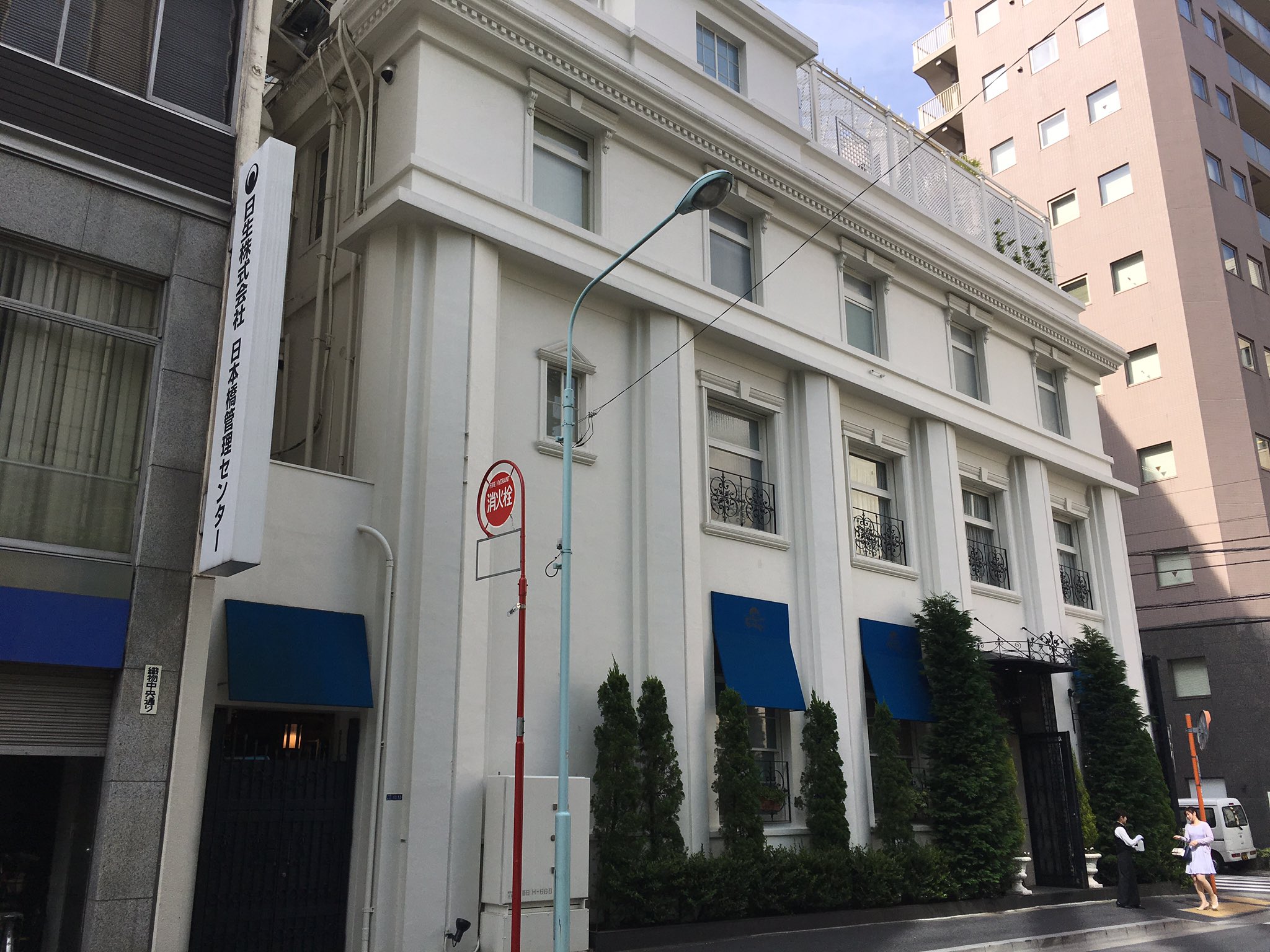 Lssah 東京アフロディテ 旧古河銀行元浜町支店 余り来ないエリアなので 人形町駅まで一駅歩く この日5 6は暑く もう夏だ 東京アフロディテは結婚式場への転用例 可笑しな結婚式 建築が増えるよりマシだが 見学し難いので式も可能なレストラン程度に