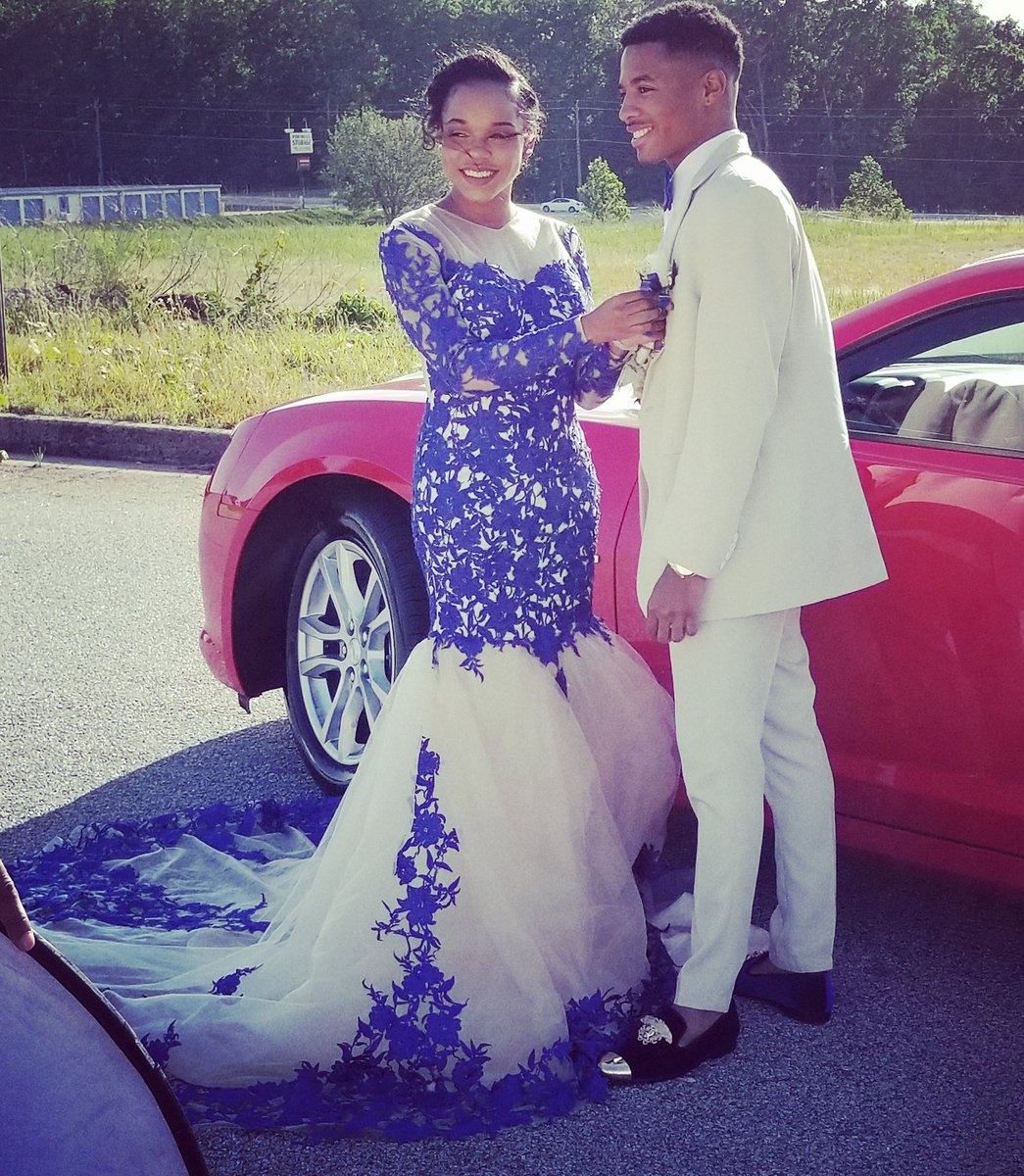 Peaches_NoChill's tweet photo. These two kill"em every yr. @Demee___ #peacheskids #proudmama https://t.co/Jowjzu7RBV
