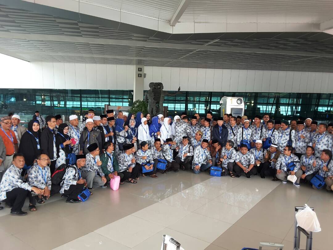 kekompakan &amp; kebersamaan Pengurus PPP Djan Faridz semakin hari semakin solid,hari ini DPW Se-Indonesi &amp; PH DPP Umroh bersama,alhamdulillah