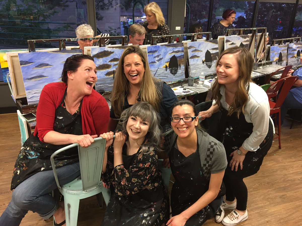 GloriaSwann's tweet photo. @nicolevrice #TargetFam #worksomewhereyoulove #girlsnight @Alexandra_Tisha @bornalexis22 @nicolevrice https://t.co/8BpW3jpUh2