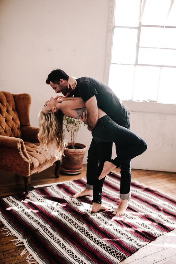 couplesession's tweet photo. Una relación como esta 😍 #couples #goals #relationship #love #inlove https://t.co/S54oLRKjGH