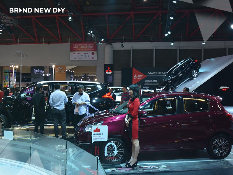 Mitsubishi_ID's tweet photo. Ini dia serunya booth Mitsubishi Motors Indonesia di hari terakhir IIMS 2017. Terima kasih utk Mitsubishi Fam yg sdh dtg berkunjung! https://t.co/UHENKkMfz9