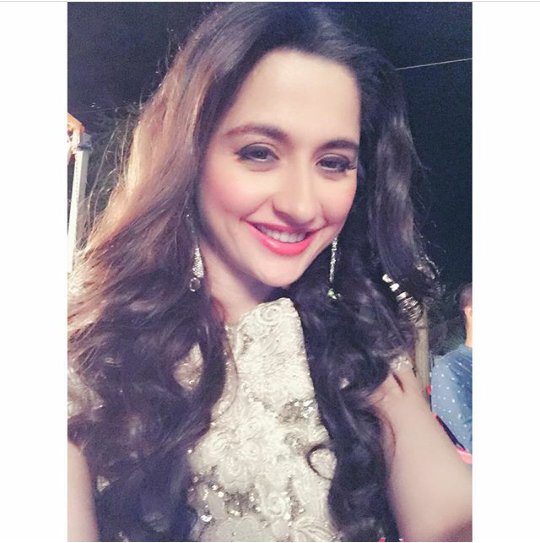 sanjeedacafe's tweet photo. Eagerly waiting for #LoveKaHaiIntezaar ❤😘😍 @iamsanjeeda https://t.co/Myg64VxFjJ