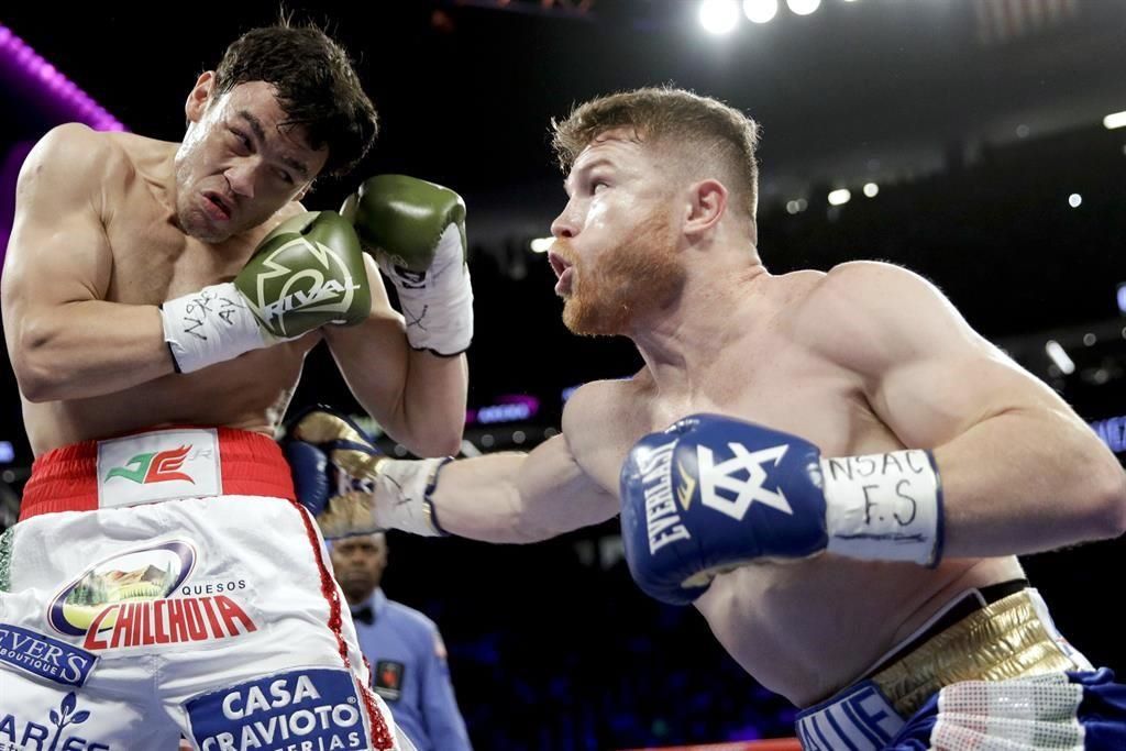 telebunker_'s tweet photo. #LoÚltimo: @Canelo le ganó a Chavez Jr. #canelochavezjr @jcchavezjr1 #CaneloWin #GanóCanelo #CaneloGanó @JCTapiaLMB #CaneloLodestruyó https://t.co/wFbJVUC9WC