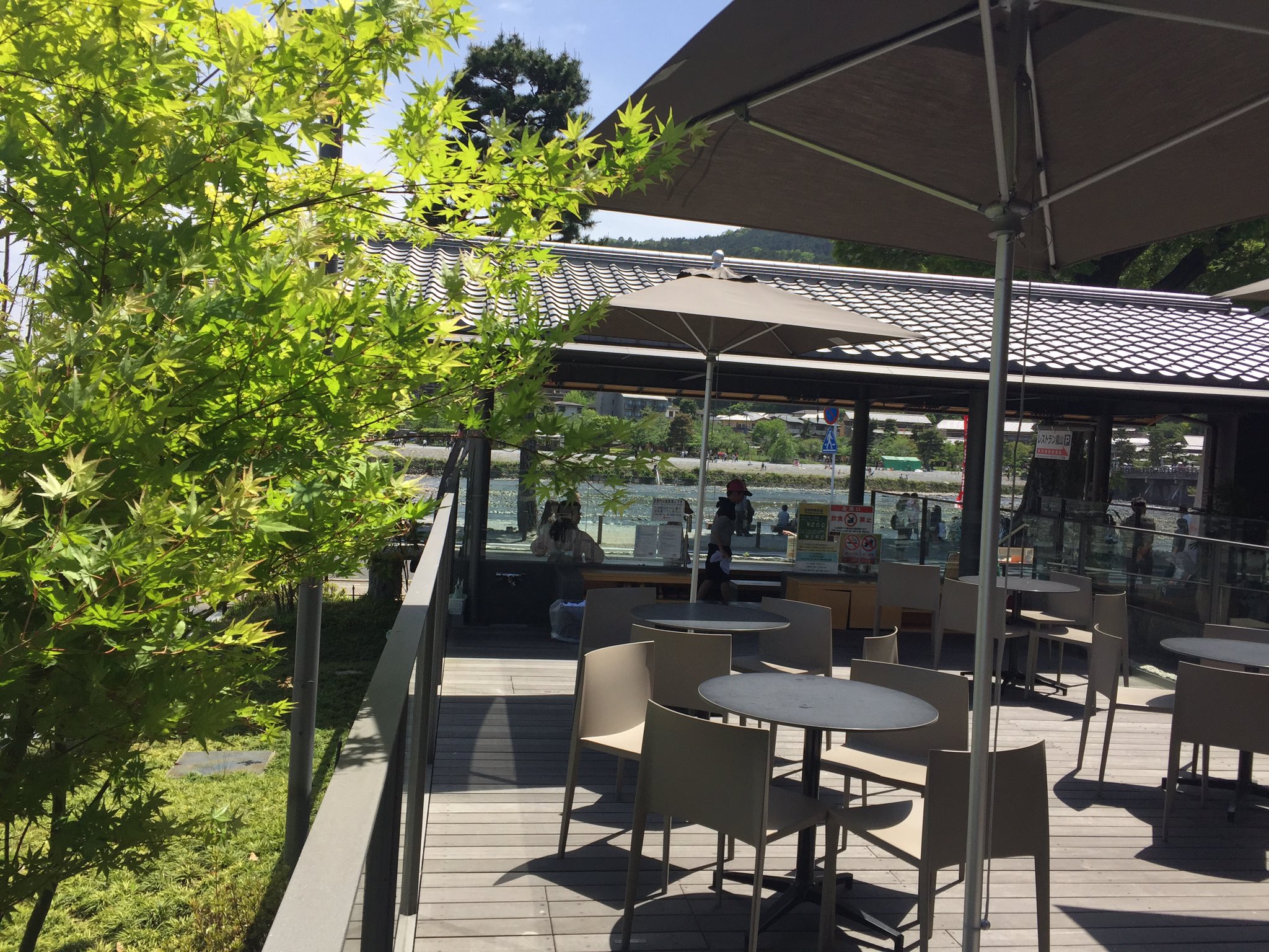 嵐山温泉 和cafeひゅーめ Twitter પર お天気最高 テラス席では青もみじを眺めながら一服ができますよ 足湯も気持ちいいのは言うまでもありませーん 京都 京都 嵐山温泉 和cafeひゅーめ Twitter પર お天気最高 テラス席では青もみじを眺めながら一服ができますよ 足湯も気持ちいいのは言うまでもありませーん 京都 京都