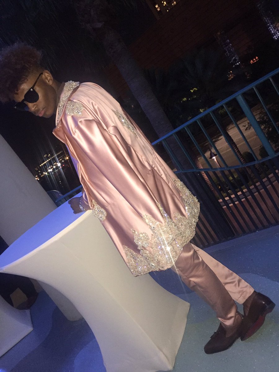 Thekingofstyle_ tweet picture