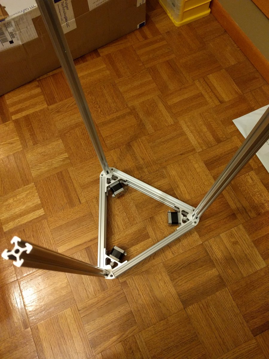 CareFudundae's tweet photo. 3hrs of progress tonight... #3Dprinting #folgertech #kossel https://t.co/LpoAOiMsx6