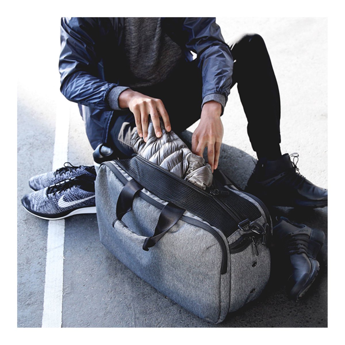 Hit the gym with everything you need when you carry with AER Ventilated Gym Duffel Bag. #kufed #jakarta #indonesia