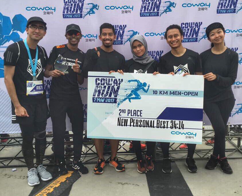 awanrun's tweet photo. #COWAYRun2017 | #2 Men's 10km
β’
Happy to clock a new personal best for 10km, 34:14! Inspired by @EliudKipchoge #Breaking2 https://t.co/H0xT0mCE06