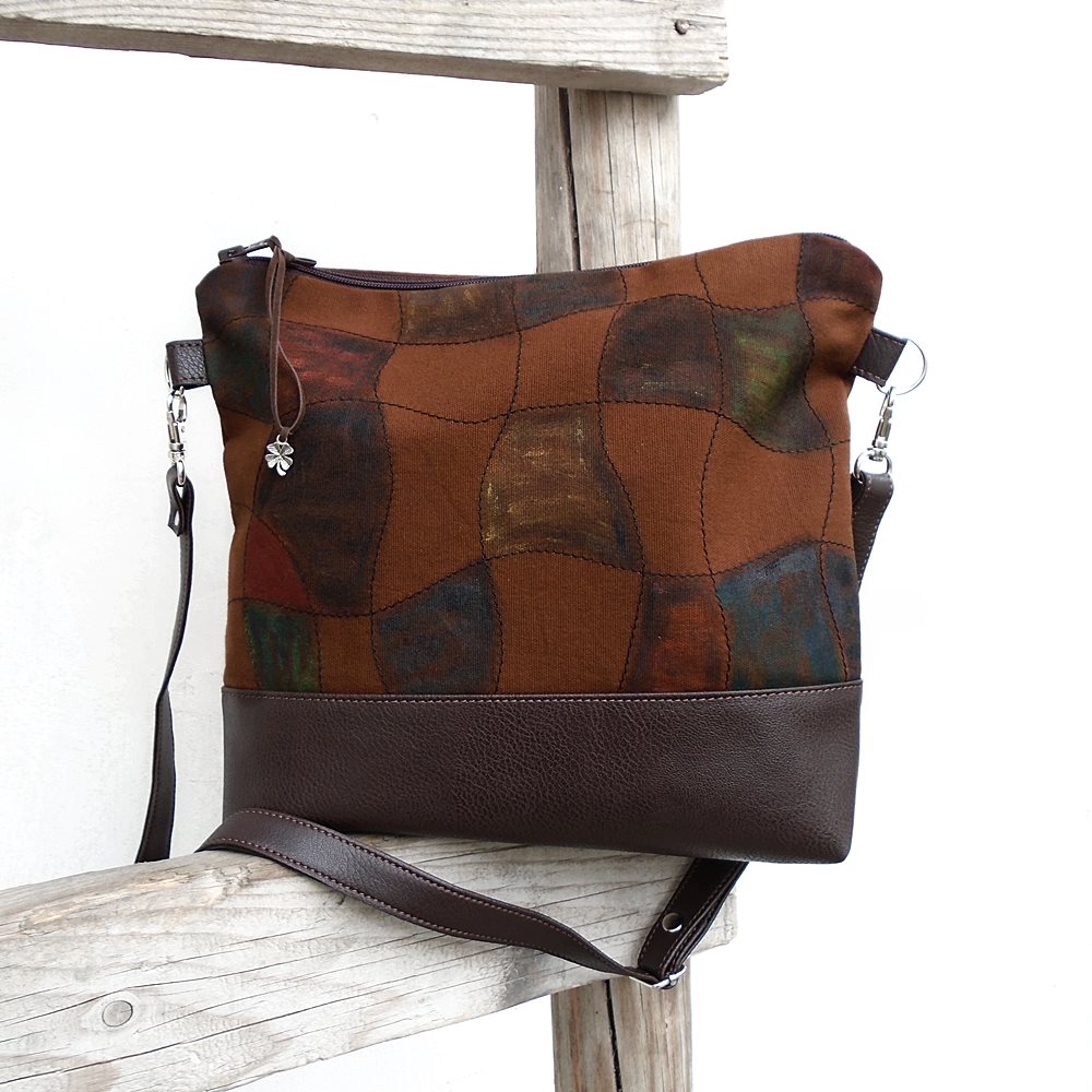 Diahobag's tweet photo. Caramel and chocolate BAG #daybag #crossbodybag #Caramel and #chocolate #look by #DiahoBag #bags #purses #fashion https://t.co/IyOeHNtcuJ