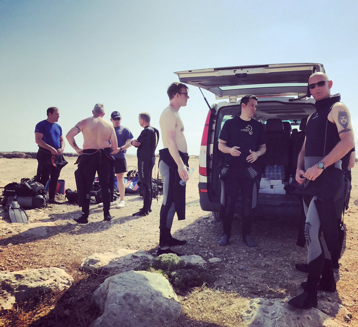 scubastrapp's tweet photo. #BSAC Ocean Diver and Dive Leader briefings in progress at Green Bay, Cyprus @170_engineers @RESDA #RESDA #Sapperdiving #Ubique https://t.co/qQqiXb2Wbx