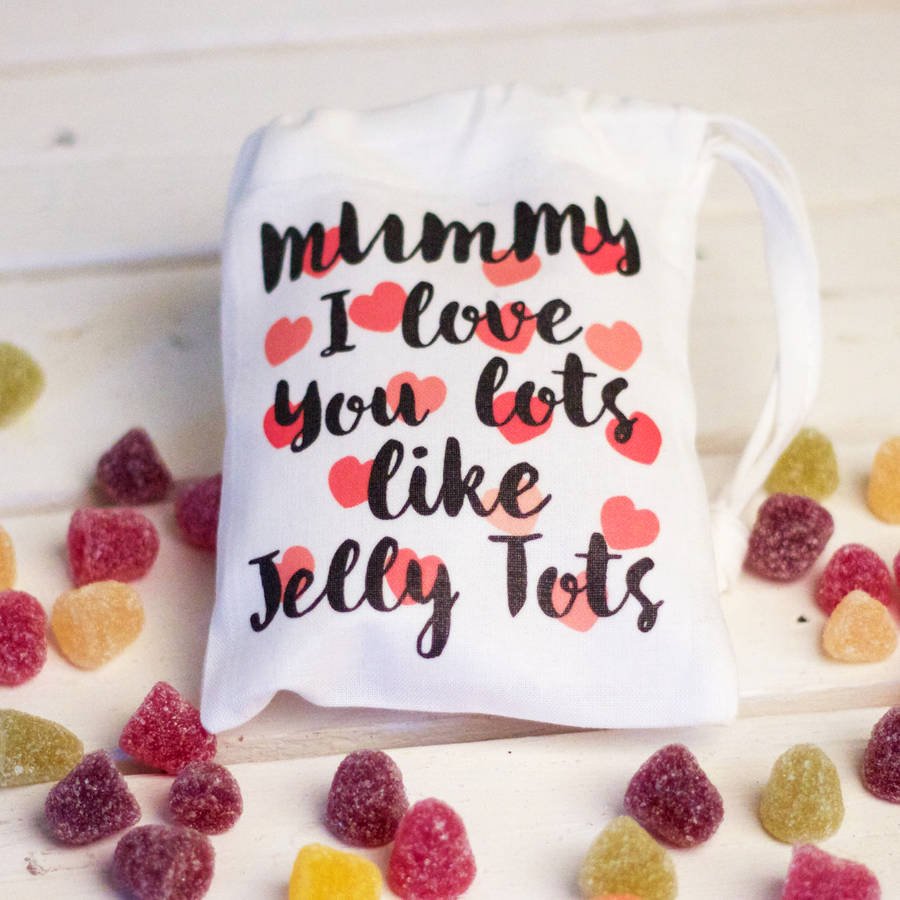 ¡Feliz Día de la Madre! Gracias por haberme cuidado todos estos años, Eliza, y aunque no siempre te llame 'mamá', eres mi mamá.