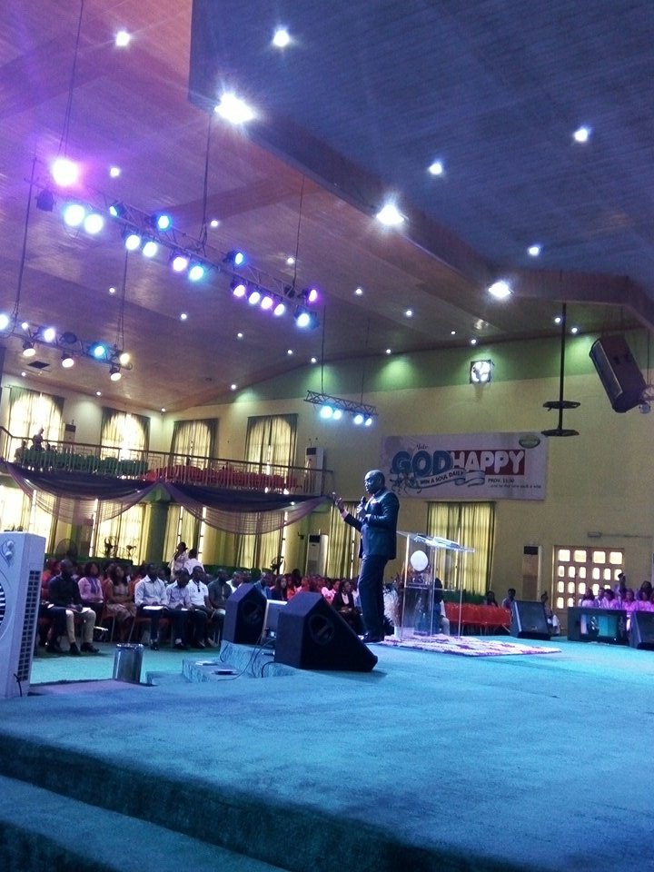 KalioSunny's tweet photo. Live @the Hilltop. Business service. Your mind has no limits! Break off the limits!! #revchrisoarhe# https://t.co/rmbTB2K1xf