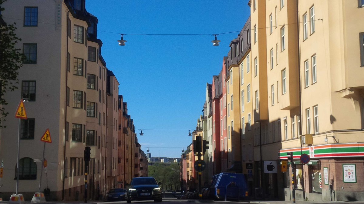 thermavein's tweet photo. #thermavein enjoying a short #sunnysunday morning before another day of demos. #7dayweeks. https://t.co/cv3icg40xO