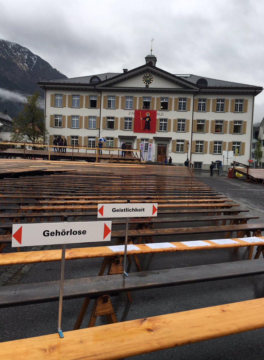 Wertli's tweet image. Coincidence? #Landsgemeinde #Glarus
