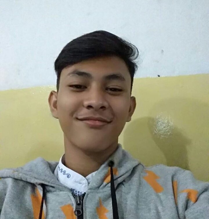 AlbertWakaw's tweet photo. @Nu_Dicklicious @prks94 
Ridho, Anak SMA yg SuperManis😘 https://t.co/rfS8QjfDHg