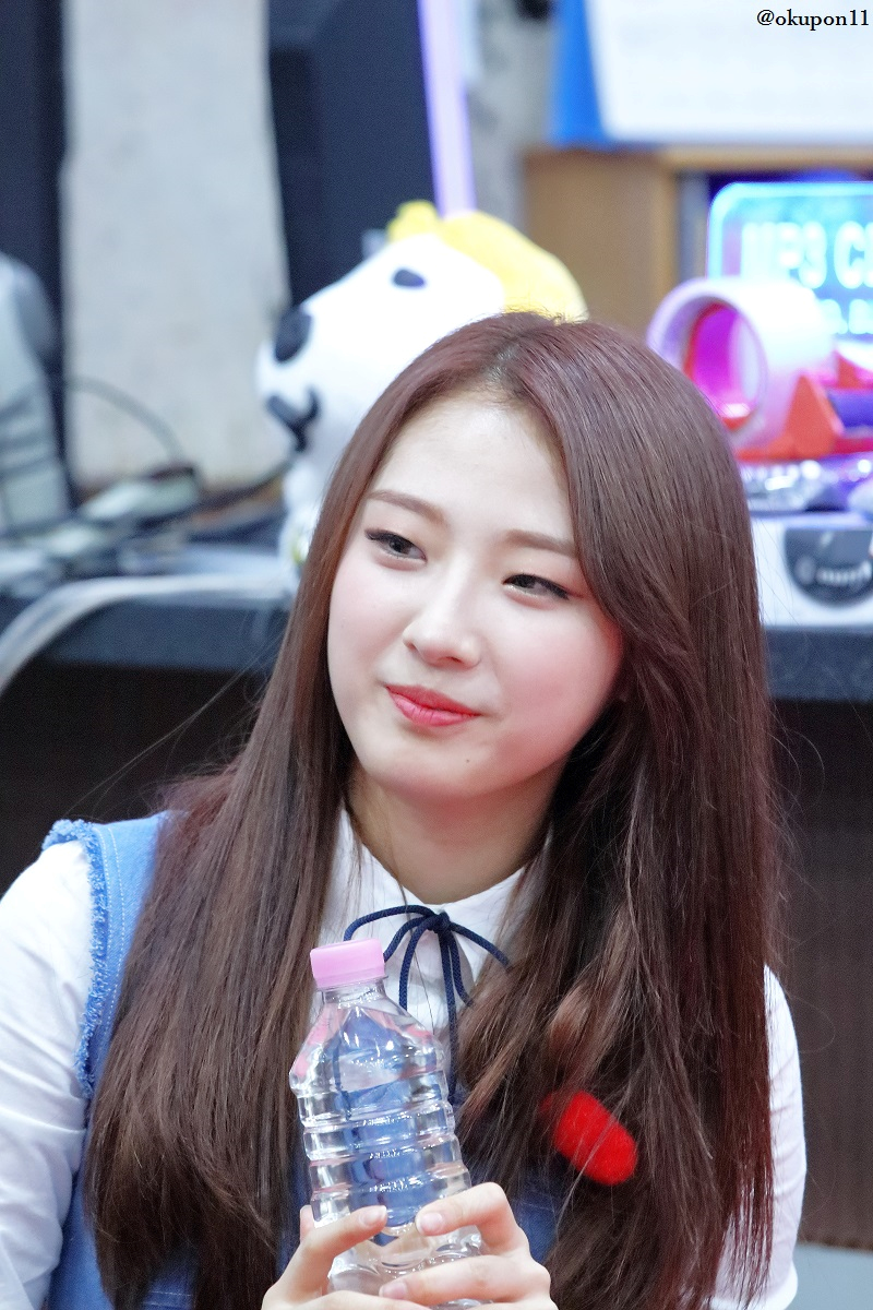 okupon11's tweet photo. 170319 #LOOΠΔ #이달의소녀
#LOONA #今月の少女
#HaSeul #하슬 #ハスル https://t.co/mG7EzmGIg6