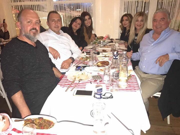 HandeErcelNeews's tweet photo. @HandeErcel Kuruçeşme'den / Yeni! 🌟 https://t.co/B0Ypoz3g1E