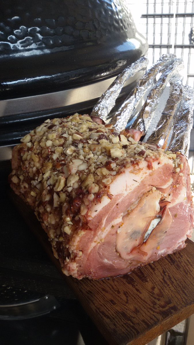 NuijtenRob's tweet photo. French-Racked #Pork filet.
Nuts crusted.
#BBQ pleacuse... https://t.co/jZgtQKCbNh