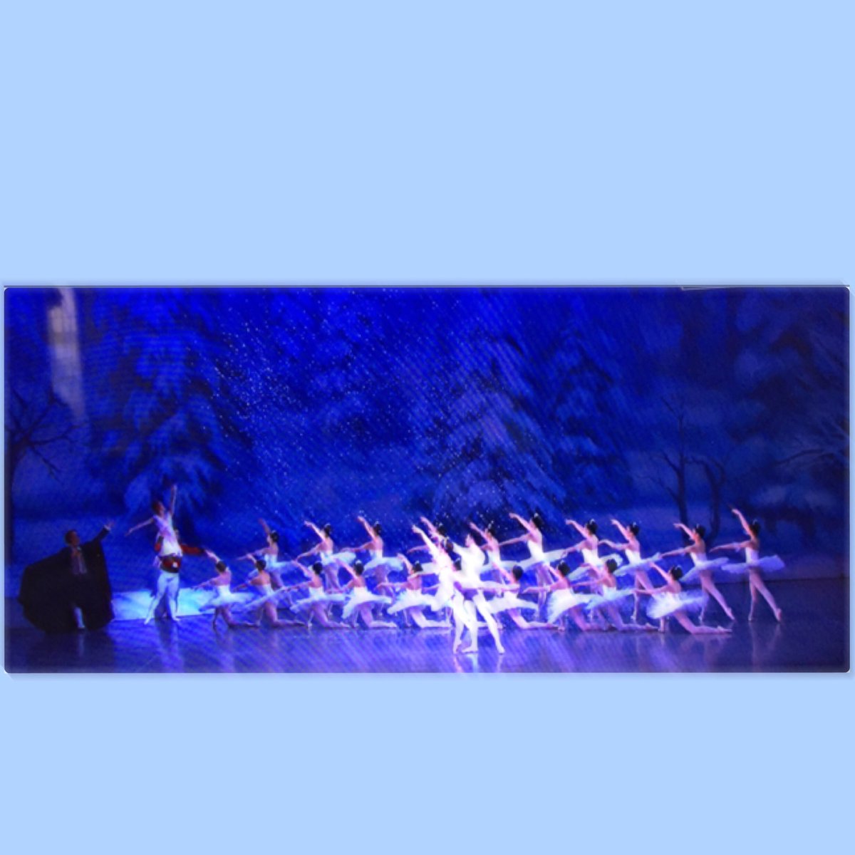 BalletLove_1109's tweet photo. 発表会のDVDみた👑
めっちゃ悲惨だったけど、楽しかったし自分の反省点見つけられたからいーかな👌🏻
写真はテレビを撮ったけどいい感じになった😍 https://t.co/Cj66O01r6r