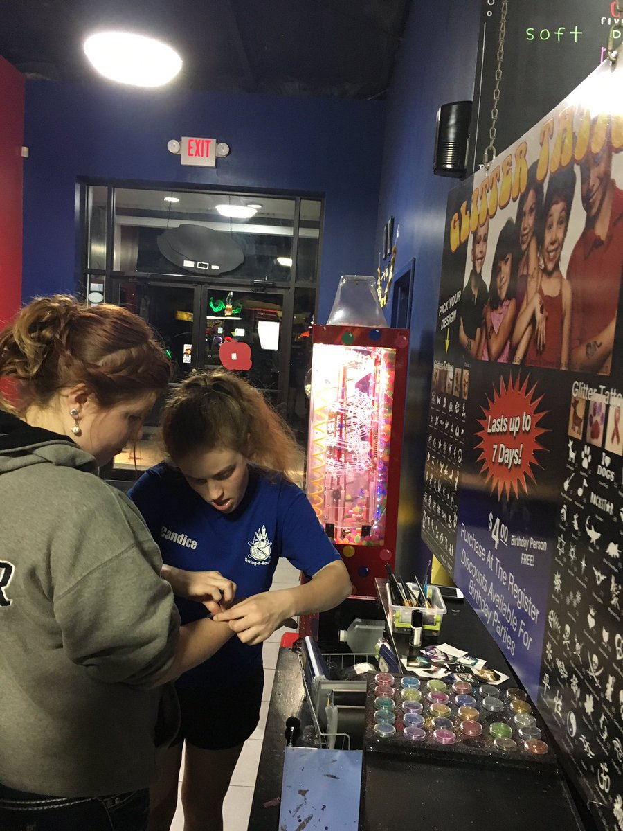 HHS_ProjectProm's tweet photo. Oh yes they did... Glitter Tattoos! Sweet! #HHSProjectProm2017 https://t.co/oJrt3TloEh
