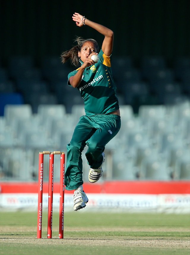 ProteasMenCSA's tweet photo. In Potchefstroom,the #ProteasWomen are in action against Zimbabwe who won the toss &amp; elected to bat first.ZIM wmn 47/6 (14 ovs), Ismail 3/24 https://t.co/96SRFU4INq
