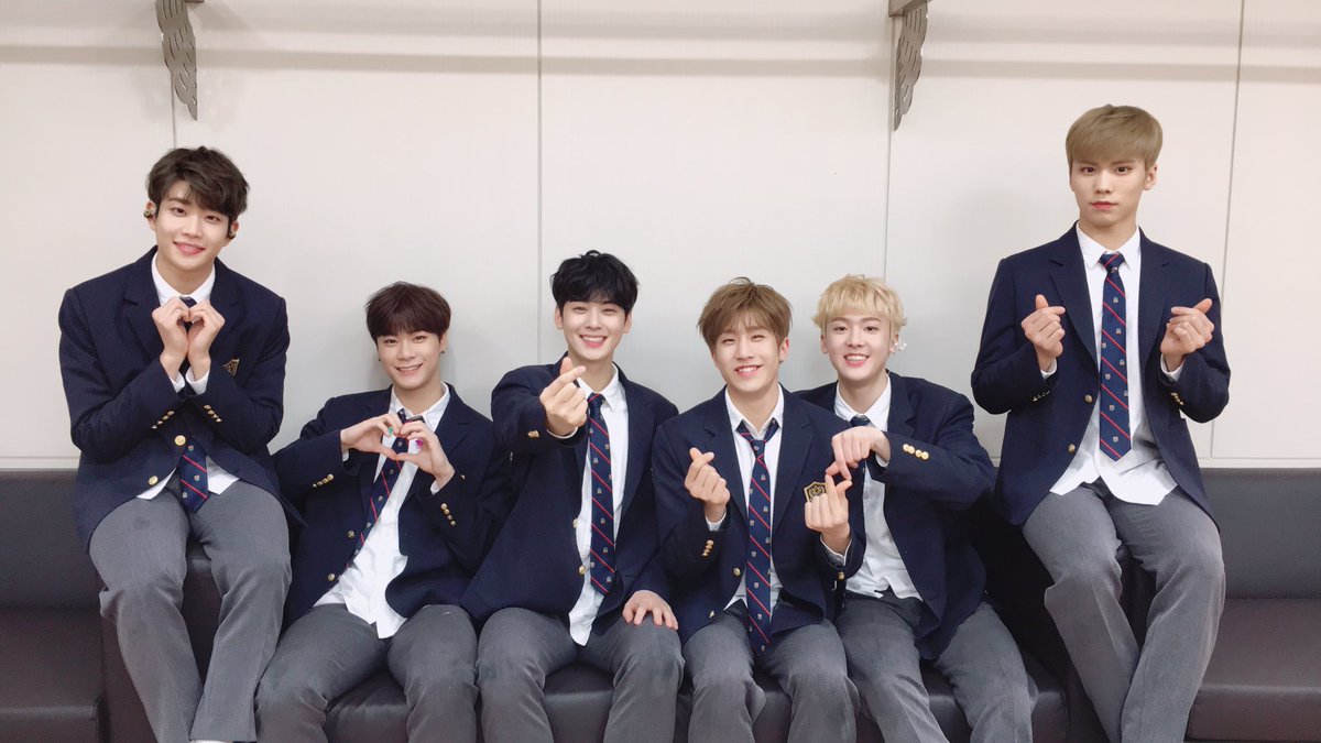 fantagiomusic_'s tweet photo. [#아스트로] 지금 아스트로가 출연하는 KBS #열린음악회 가 방송 중입니다😍 아스트로와 즐거운 주말 저녁 함께해요💕 https://t.co/61pnm5e7hz