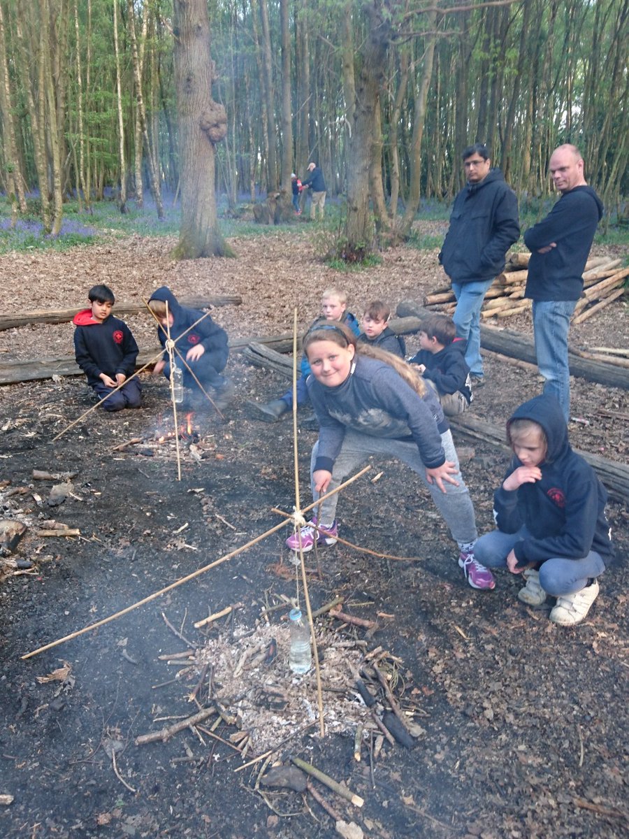 SuttonSnaggles tweet media