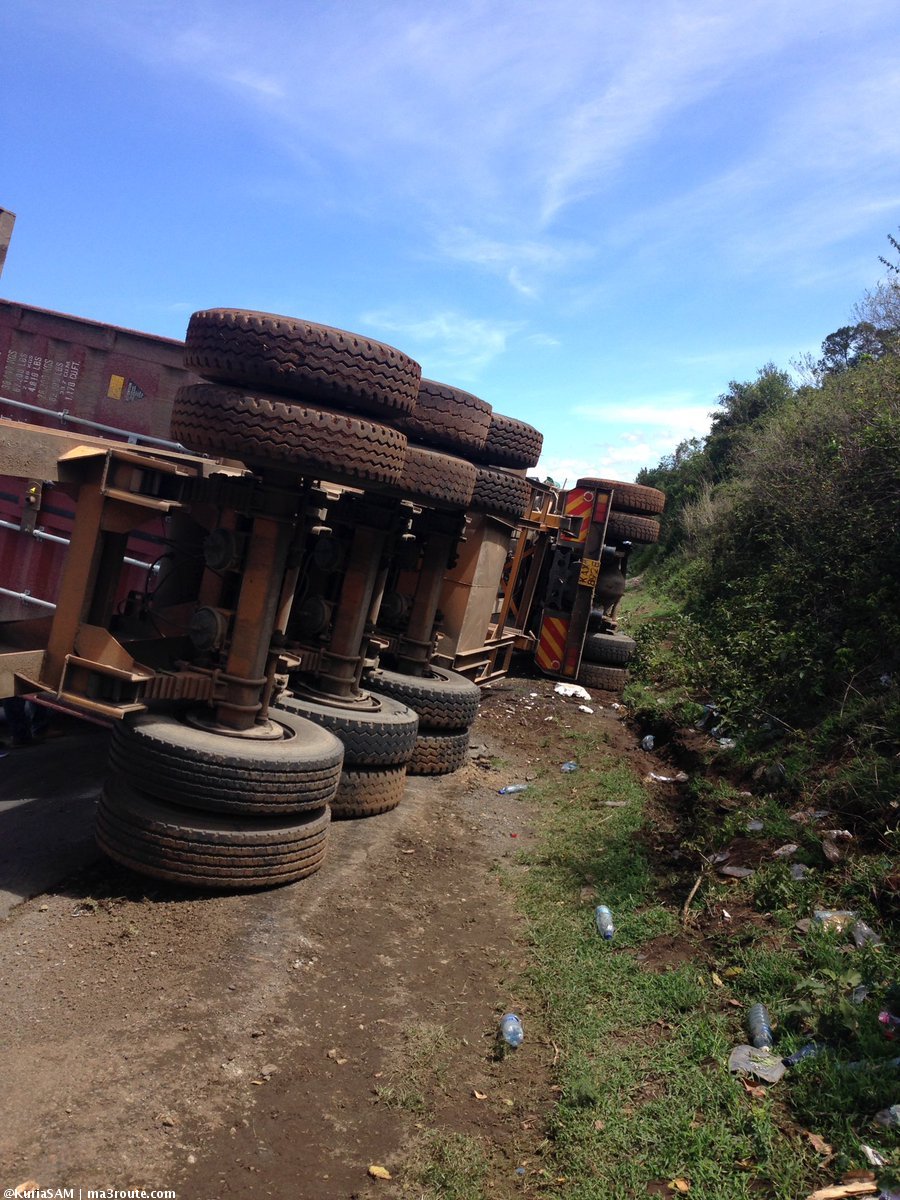 a3Route's tweet photo. 12:43 One of the worst accidents I have ever seen at Mai mahiu in the morning  https://t.co/VO7EnA4M99 via @KuriaSAM