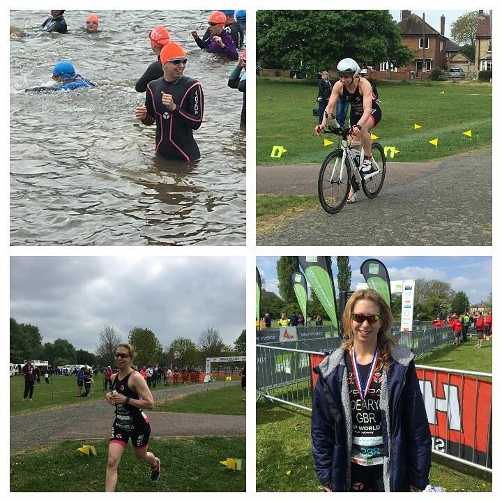 EmmaDeary's tweet photo. Today was COLD! My #sportscloak was a lifesaver #racing🏁 #SwimBikeRun #Triathlon #swimming #cycling #running #whathappenedtosummer #socold❄ https://t.co/uPIGw9fdTS