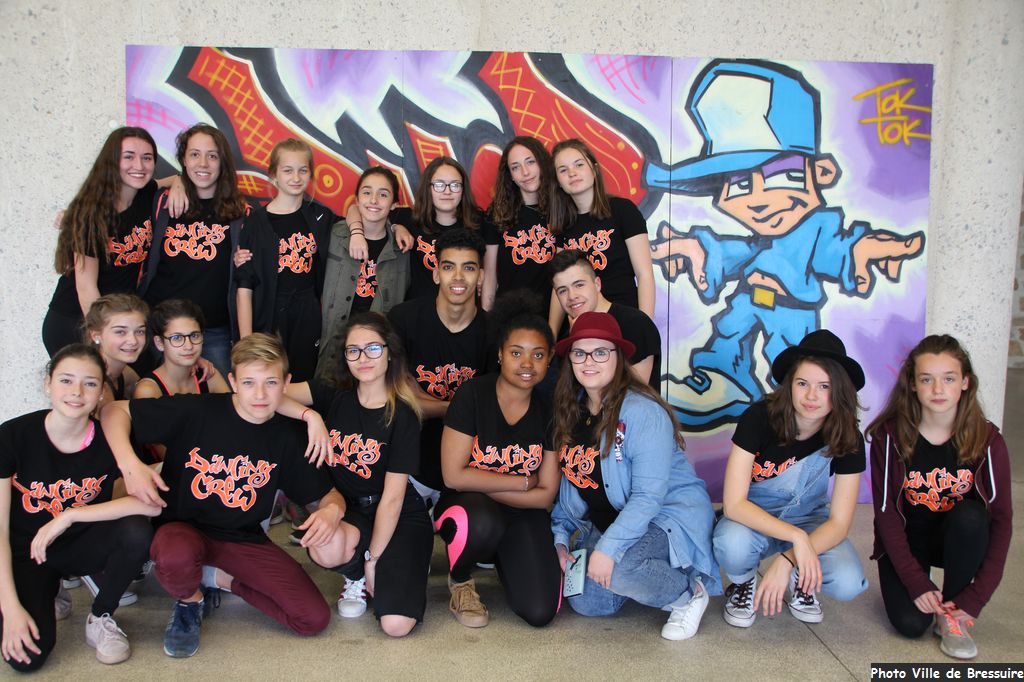 VilleDBressuire's tweet photo. #hiphop Super ambiance hier samedi ร #Bocapole avec cette "Battle de Danses" organisรฉe par #DancingCrew ! https://t.co/oAsa9p0tQC